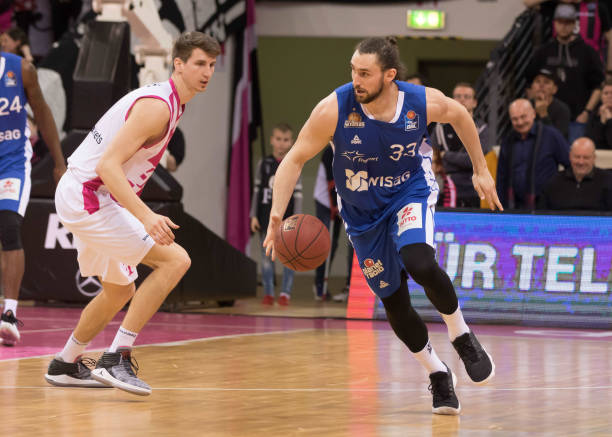 打破年龄界 打破年龄界