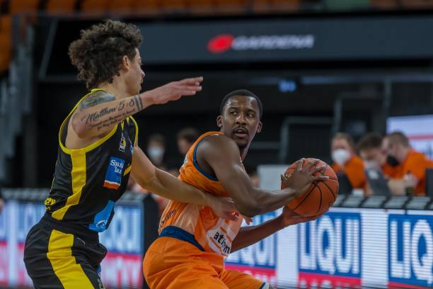 为何球队会 为何球队会