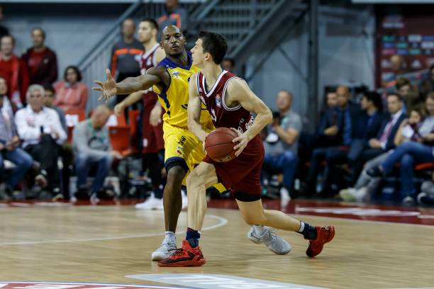 在合同存续 在合同存续