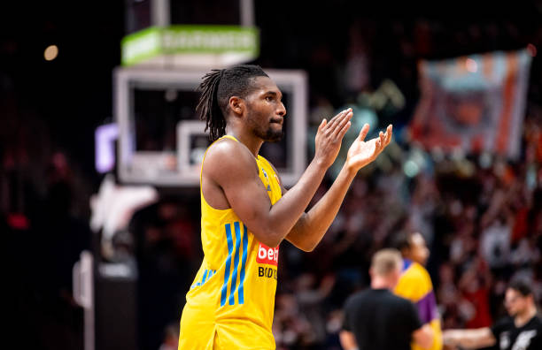 敢追求胜利 敢追求胜利