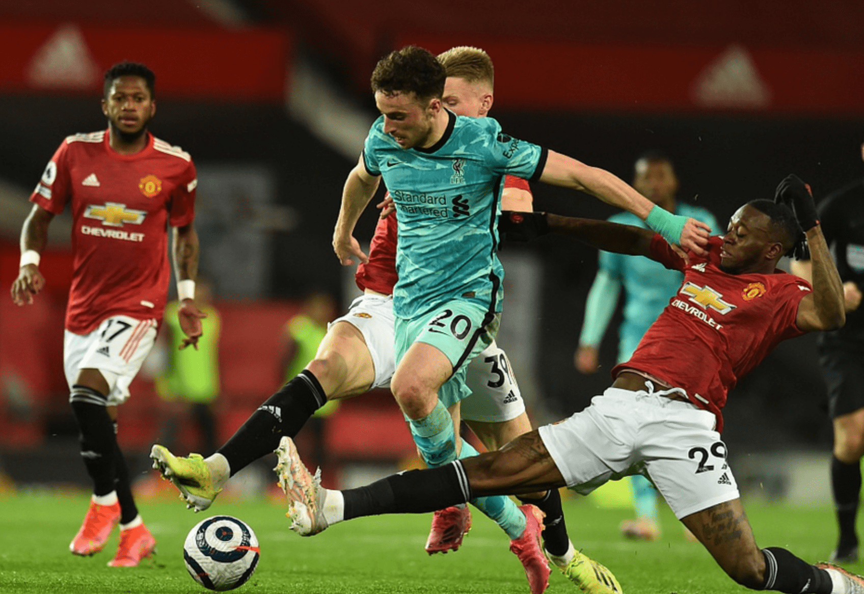 队通过社交 队通过社交