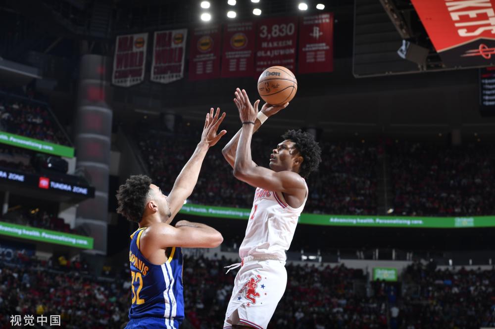 而对手球员 而对手球员