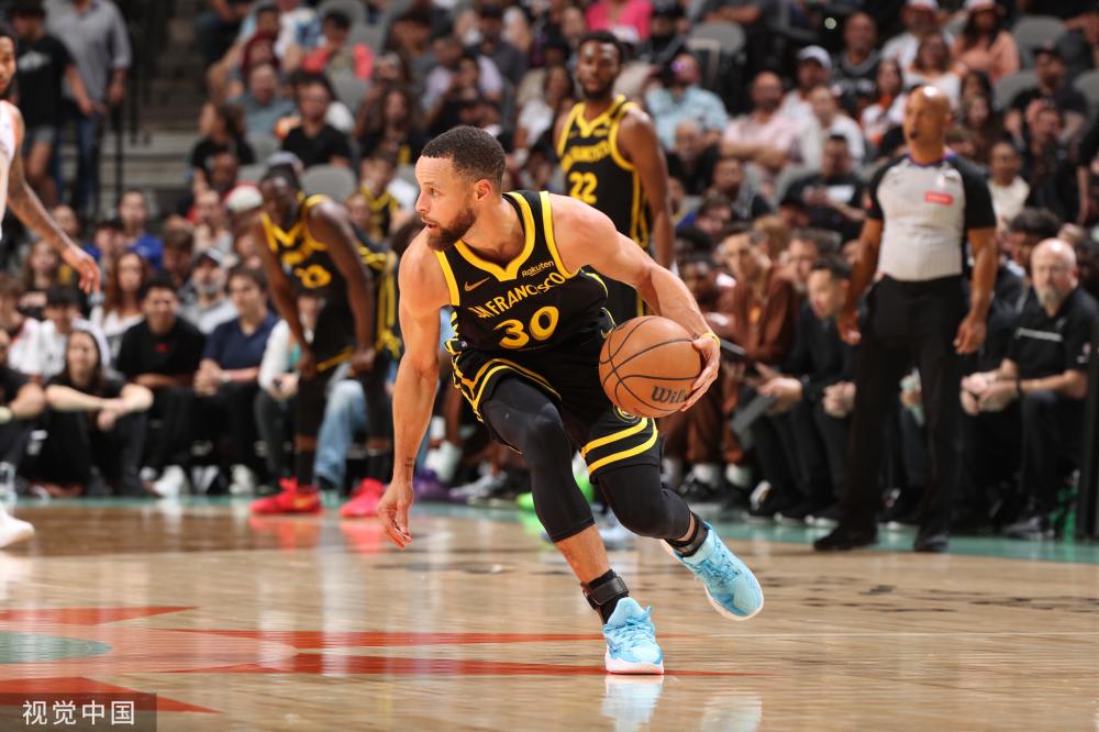 总监克里斯 总监克里斯